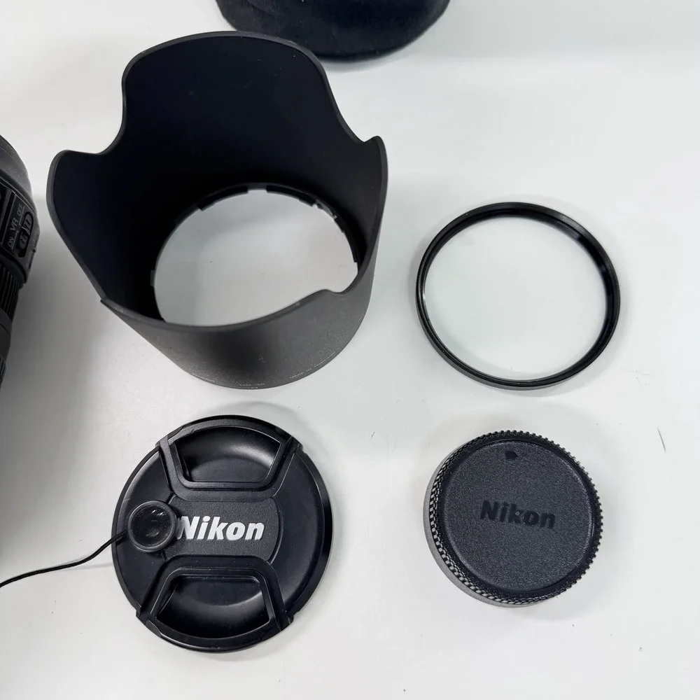 Nikon Nikkor AF-S 70-300mm f4.5-5.6 G ED VR Lens w/ Caps Case Filter Hood [Mint]